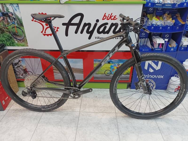 BH ULTIMATE 7.5 2024 NEGRO SILVER