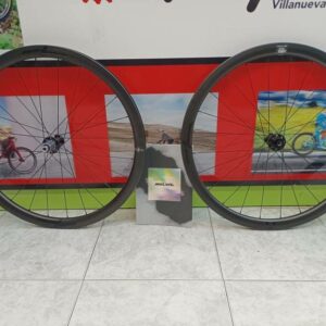 JUEGO DE RUEDAS MICHE SWR Evo 40