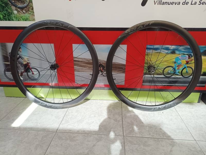 JUEGO DE RUEDAS MICHE AERO GRAFF CARBON